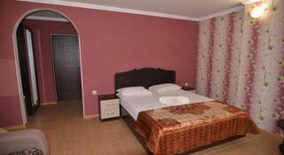 Гостиница Масис Лазаревское Стандартный двухместный номер с 1 кроватью и балконом-32